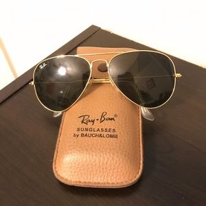 Ray-Ban Gold Aviators + Vintage Case